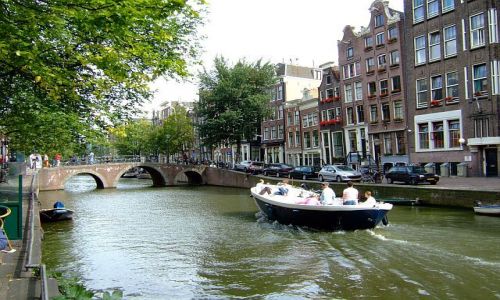 Zdjęcie HOLANDIA / Holandia / Amsterdam / nad kanalem 2