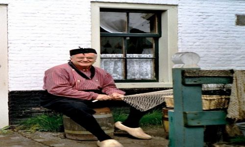 Zdjęcie HOLANDIA / Holandia Północna / skansen rybacki / Rybak