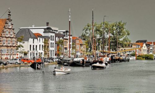 Zdjecie HOLANDIA / Zuid Holland / Leiden / Mieszkania na wodzie