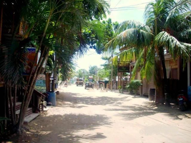 Zdjęcia: Roatan, Roatan, Ulica, HONDURAS Zdjęcia: Roatan, Roatan, Ulica, HONDURAS