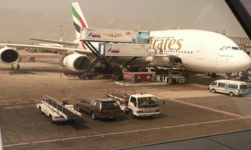 Zdjecie HONG KONG / pod niebem / Airbus 380 / W powietrzu