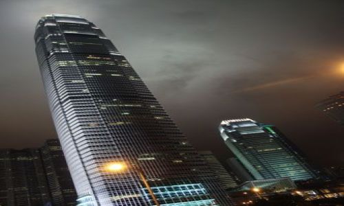 Zdjecie HONG KONG / Hong Kong Island / Gdzie w okolicach Hollywood Road / Hong Kong noc - drapacz chmur