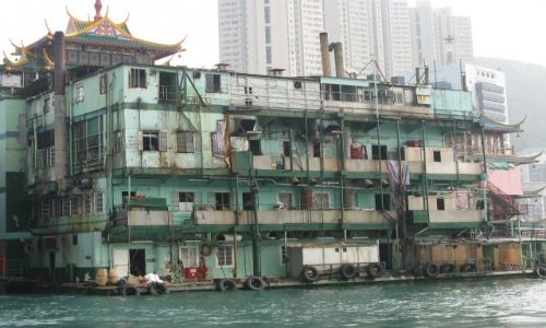 Zdjcie HONG KONG / Chiny / zatoka / tyly plywajacej restauracji  jumbo