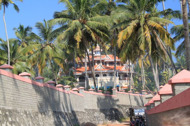 Zdjęcia: Verkala, Kerala, widoczek na świątynie, INDIE Zdjęcia: Verkala, Kerala, widoczek na świątynie, INDIE
