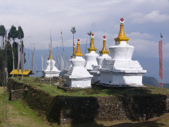 Zdjęcia: Szlak klasztorny, Sikkim, Stupy, INDIE Zdjęcia: Szlak klasztorny, Sikkim, Stupy, INDIE