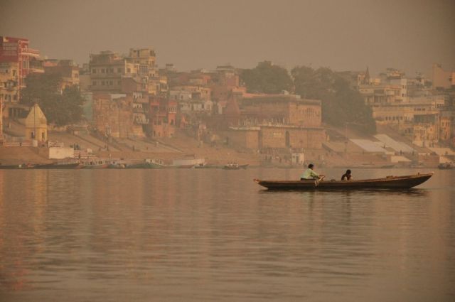 Zdjęcia: Varanasi, Wschód słońca nad Gangesem, INDIE Zdjęcia: Varanasi, Wschód słońca nad Gangesem, INDIE