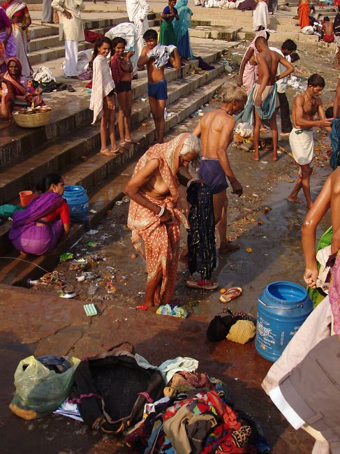 Zdjęcia: Waranasi, Uttar Pradesh, Nad Gangesem 2, INDIE Zdjęcia: Waranasi, Uttar Pradesh, Nad Gangesem 2, INDIE
