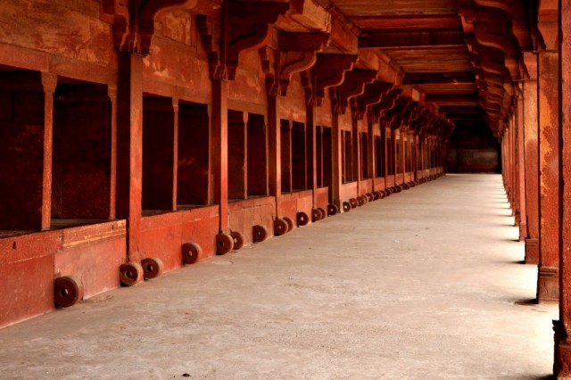 [Obrazek: 146261_indie_stajnia_dla_sloni_i_wielbladow.jpg]