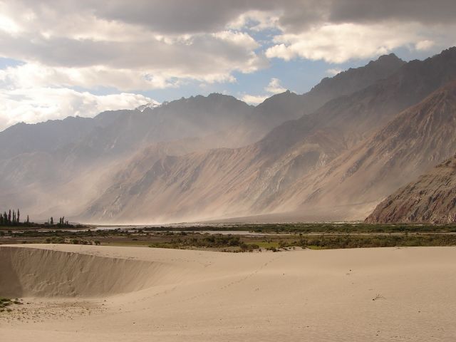 Zdjęcia: Ladakh -dolina Nubra, Kashmir - , dolina Nubry, INDIE Zdjęcia: Ladakh -dolina Nubra, Kashmir - , dolina Nubry, INDIE