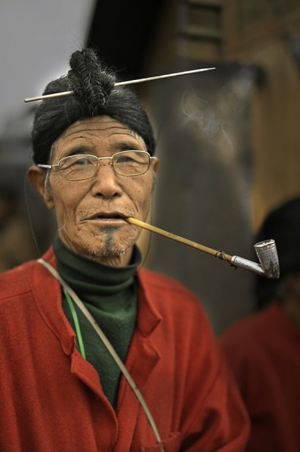 Zdj cia: Dolina Ziro, Arunachal Pradesh, Szaman nyibu, INDIE