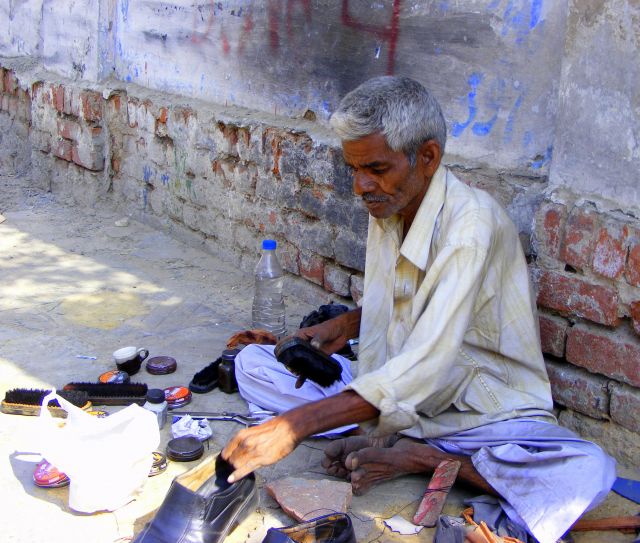 Zdjęcia: Delhi, pucybut, INDIE Zdjęcia: Delhi, pucybut, INDIE