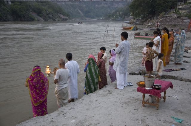 Zdjęcia: Rishikesh, Uttarakhand, Pudza, INDIE Zdjęcia: Rishikesh, Uttarakhand, Pudza, INDIE