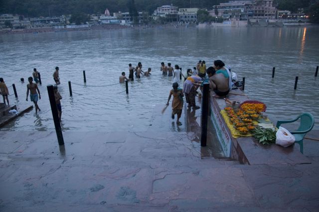 Zdjęcia: Rishikesh, Uttarakhand, rytuał ablucji, INDIE Zdjęcia: Rishikesh, Uttarakhand, rytuał ablucji, INDIE
