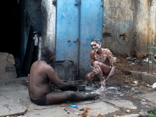 Zdjęcia: Chennai (Madras), Tamil Nadu, ... wieczorne ablucje ..., INDIE Zdjęcia: Chennai (Madras), Tamil Nadu, ... wieczorne ablucje ..., INDIE