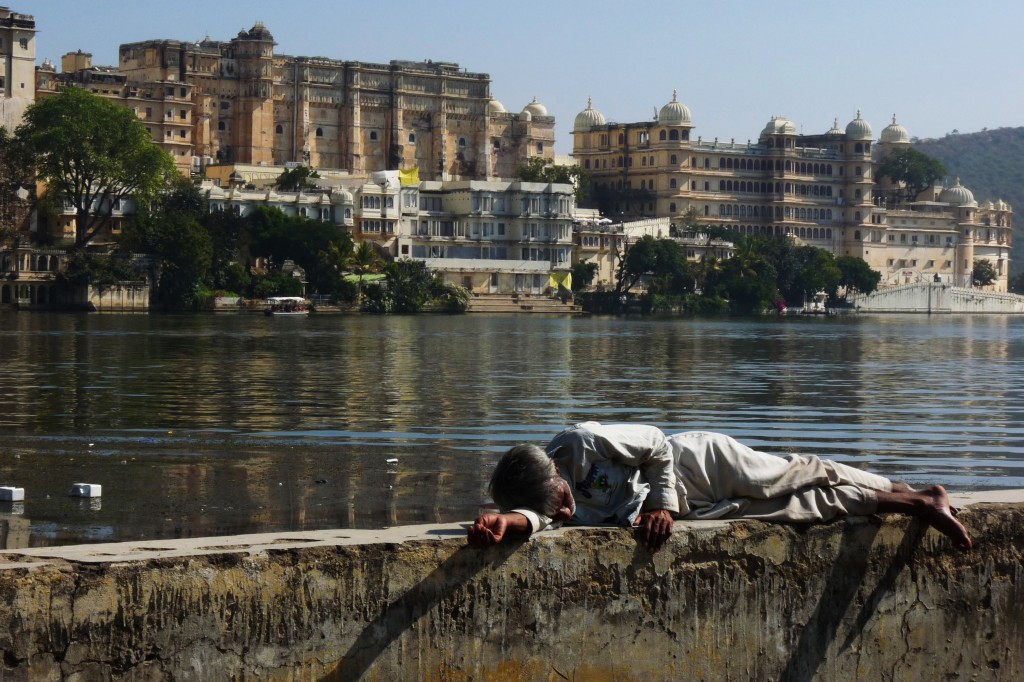 Zdjęcia: Udajpur , Radżastan , Popołudniowa drzemka, INDIE Zdjęcia: Udajpur , Radżastan , Popołudniowa drzemka, INDIE