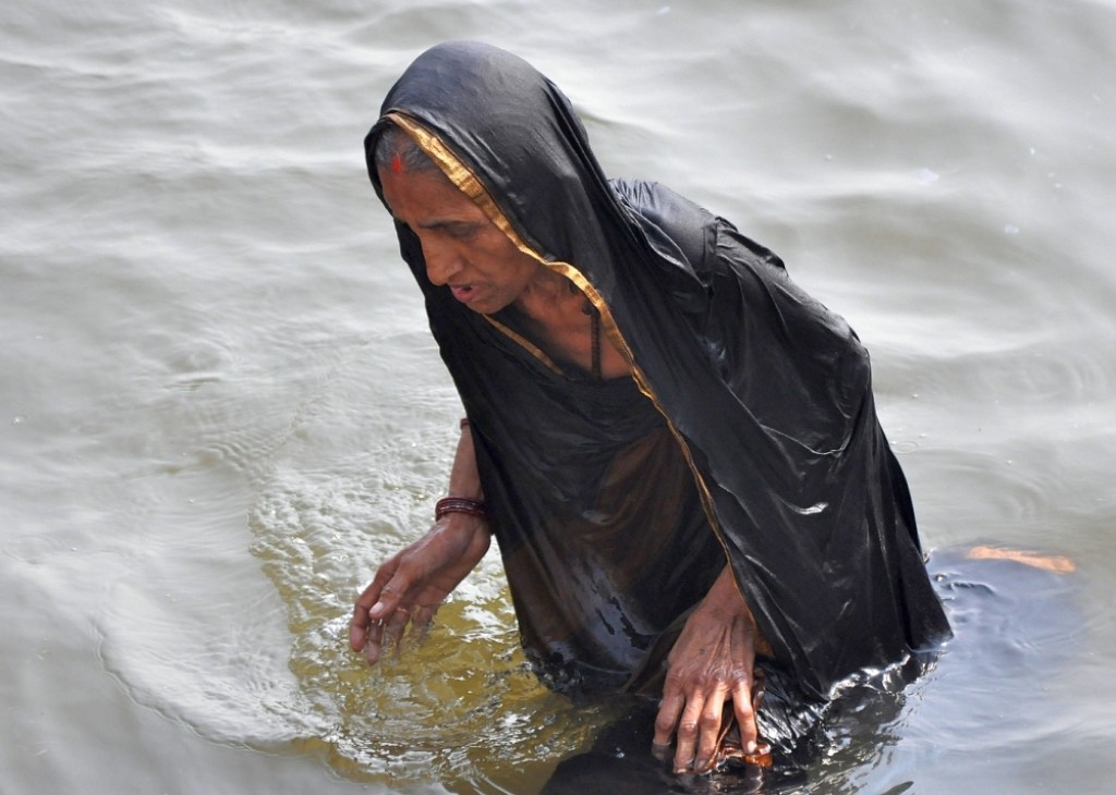 Zdjęcia: Varanasi, UttarPradesh, kobieta, INDIE Zdjęcia: Varanasi, UttarPradesh, kobieta, INDIE