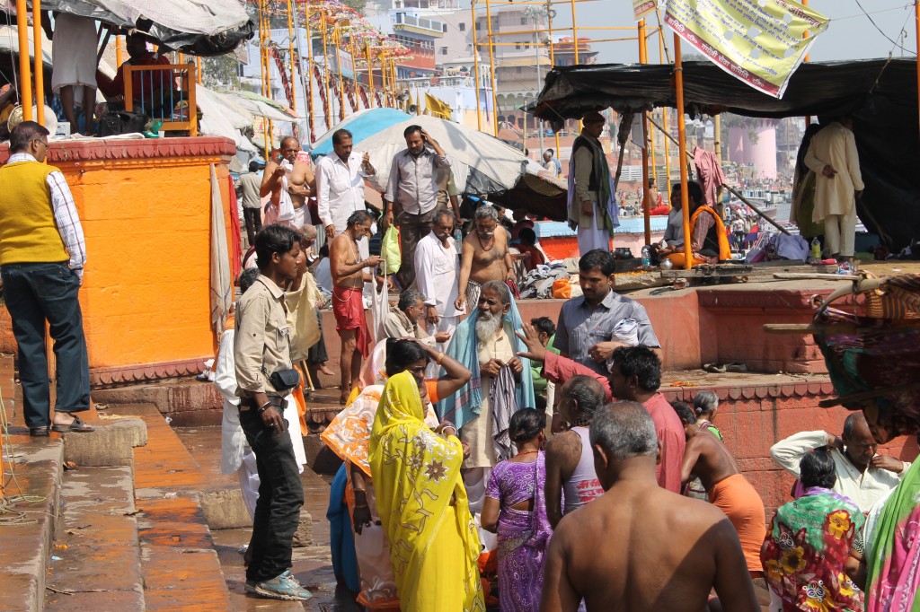 Zdjęcia: VARANASI, VARANASI, Kąpiel w świetej rzece, INDIE Zdjęcia: VARANASI, VARANASI, Kąpiel w świetej rzece, INDIE