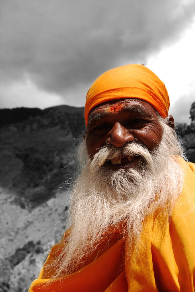 Zdjęcia: Dharamsala, Himachal Pradesh, Pielgrzym, INDIE Zdjęcia: Dharamsala, Himachal Pradesh, Pielgrzym, INDIE