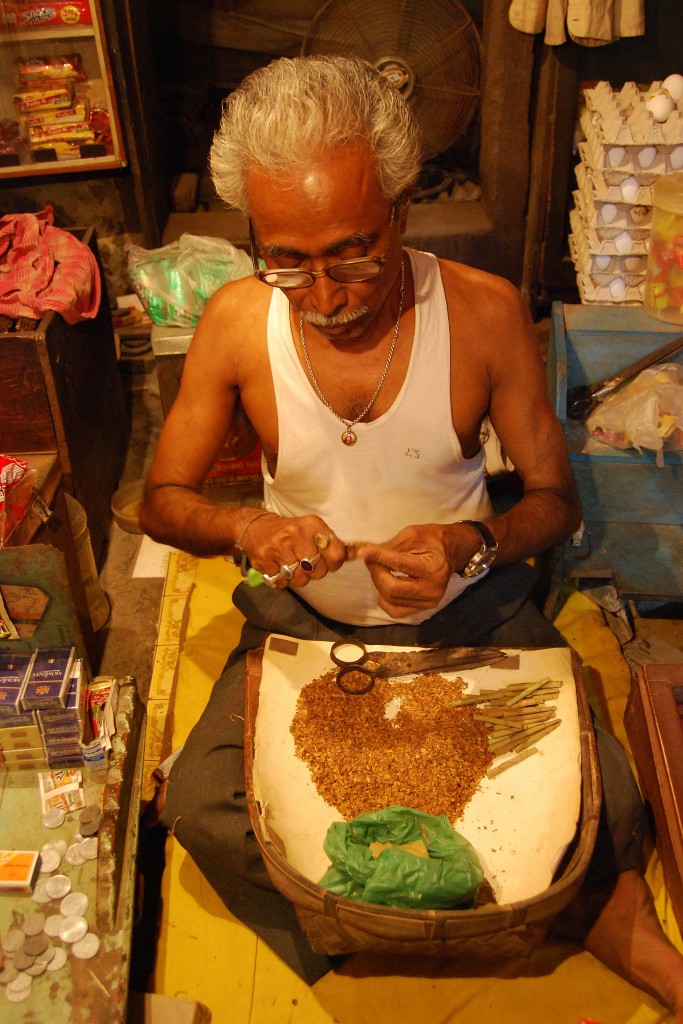 Zdjęcia: Varanasi, Uttar Pradesh, Bidis, INDIE Zdjęcia: Varanasi, Uttar Pradesh, Bidis, INDIE
