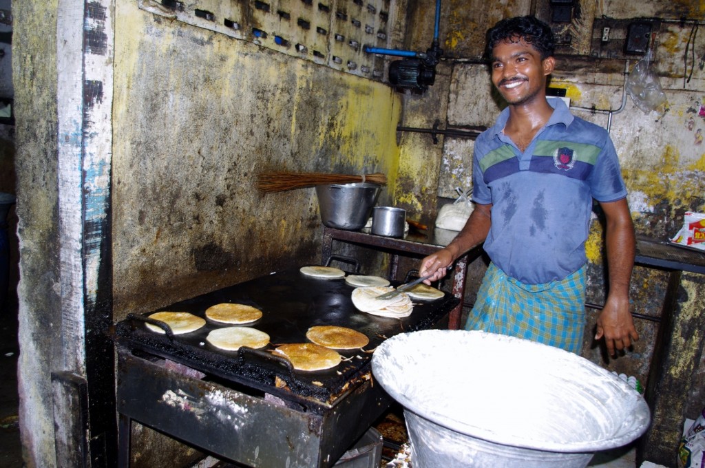 Zdjęcia: Kanchipuram, Tamilnadu, I jak tu nie spróbować, INDIE Zdjęcia: Kanchipuram, Tamilnadu, I jak tu nie spróbować, INDIE