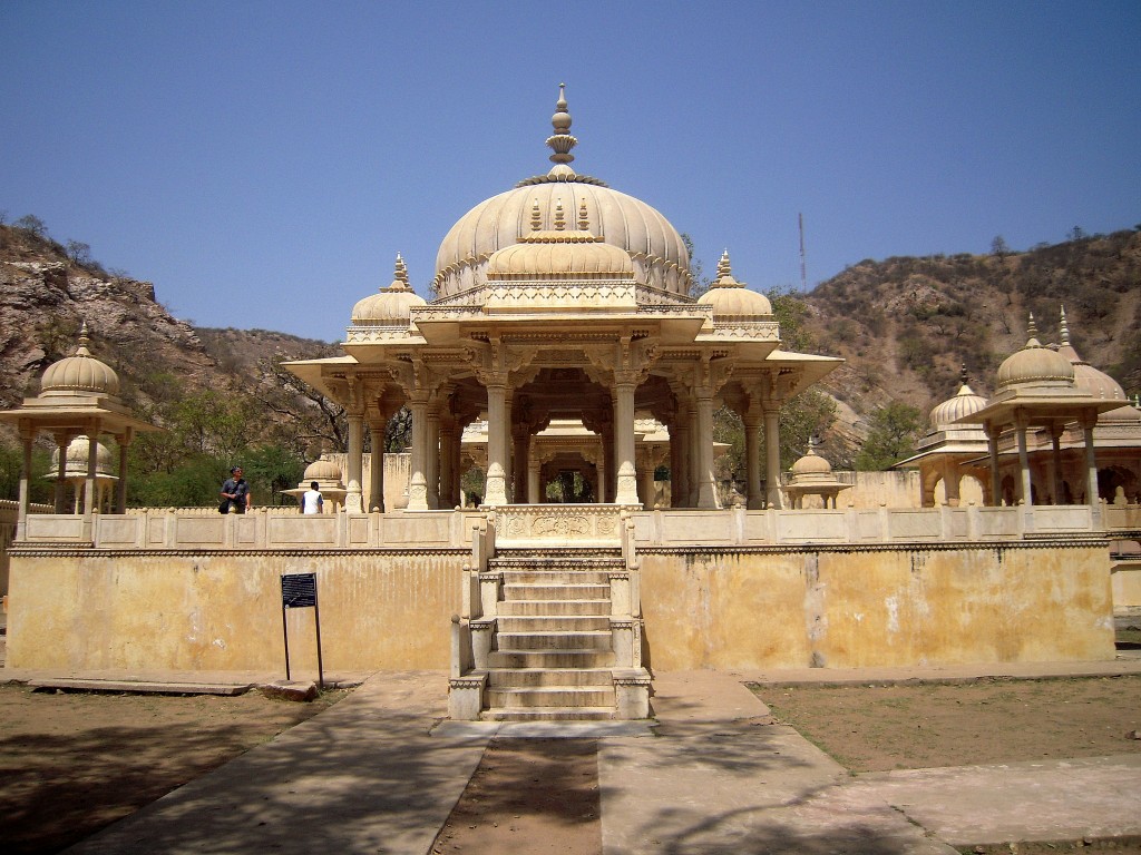 Zdjęcia: Jaipur, Rajasthan, Mauzoleum maharadżów, INDIE Zdjęcia: Jaipur, Rajasthan, Mauzoleum maharadżów, INDIE
