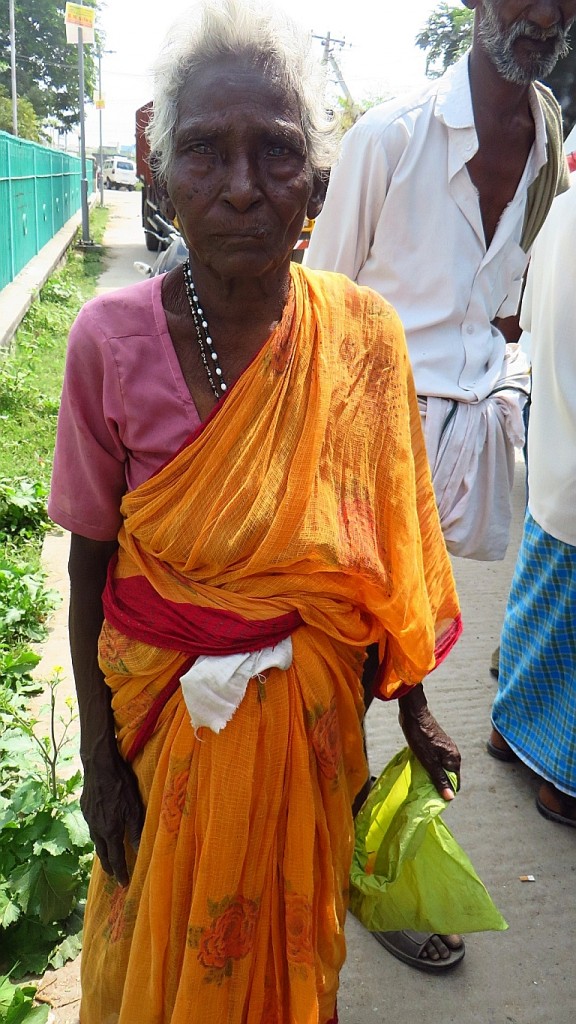 Zdjęcia: Kanchipuram, Tamil Nadu, starsza pani, INDIE Zdjęcia: Kanchipuram, Tamil Nadu, starsza pani, INDIE