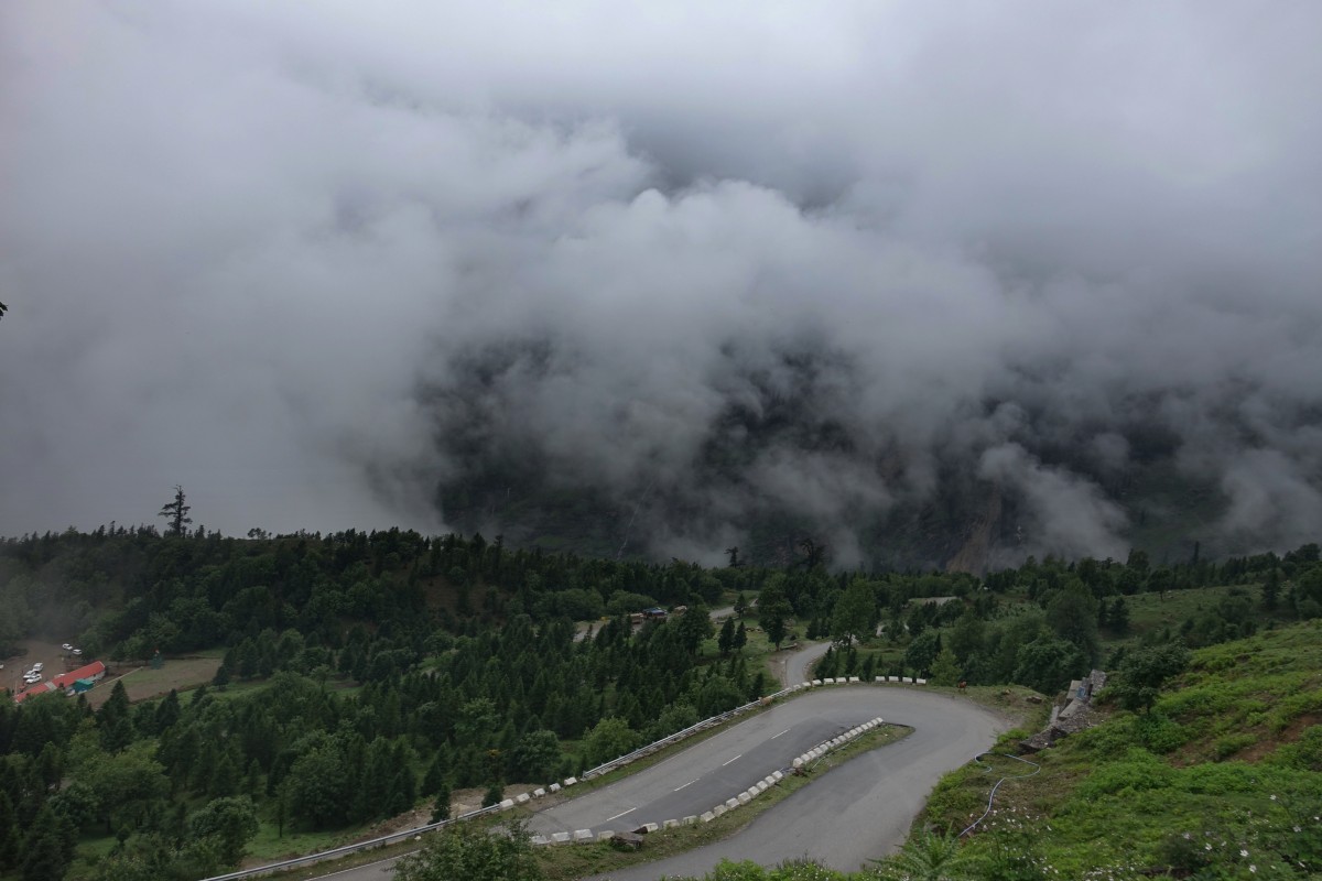 Zdjęcia: Manali, Manali, Droga na przełęcz Rotang, INDIE Zdjęcia: Manali, Manali, Droga na przełęcz Rotang, INDIE