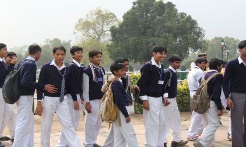 Zdjęcie INDIE / Delhi / New Delhi / a teraz chłopcy