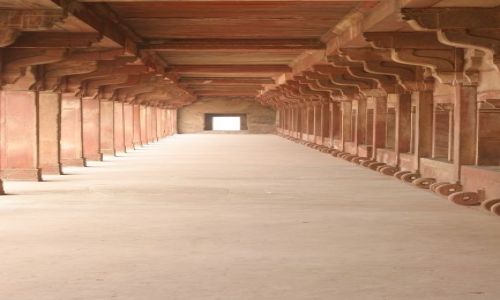 Zdjęcie INDIE / Uttar Pradesh / Fatehpur Sikri / Swiatełko w tunelu