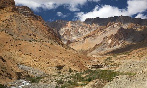 Zdjecie INDIE / Ladakh / Okolice Lamayuru / dolinka