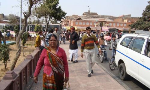 Zdjecie INDIE / Rajastan / Jaipur / Z drogi bo torebk przywale