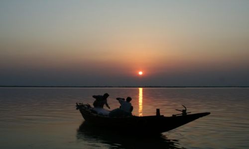 Zdjecie INDIE / WEST BENGAL / DELTA GANGESU / ZACHOD SLONCA