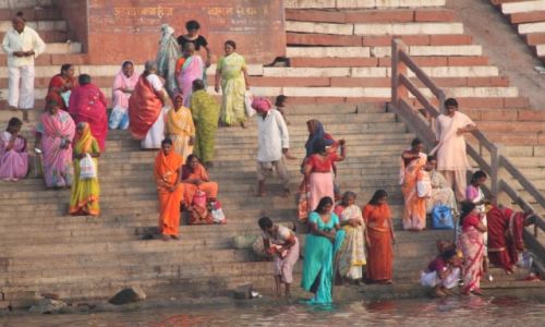 Zdjecie INDIE / - / Varanasi / Na brzegu witej rzeki