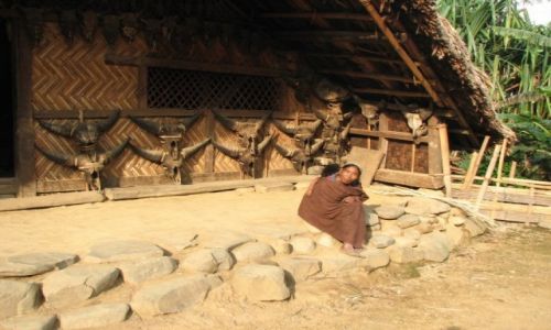 Zdjecie INDIE / NAGALAND / LONGWA / dom