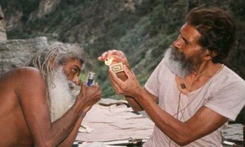 Zdjecie INDIE / Stan Himachal Pradesh / Na północ od Rampur / Pora na drugie śniadanie