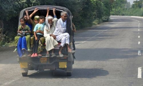 Zdjęcie INDIE / Uttar Pradesh / w drodze do Delhi / w drodze