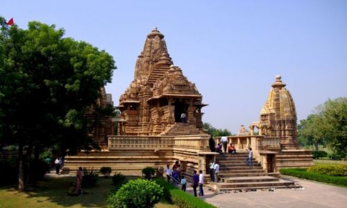Zdjecie INDIE / Madhya Pradesh / Khajuraho / Lakshmana Temple   Khajuraho