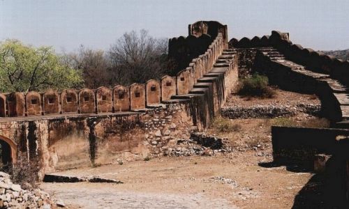 Zdjęcie INDIE / Radżastan / okolice Jaipuru / Fort Dżajgarh