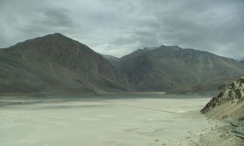 Zdjecie INDIE / brak / Ladakh / droga przez dolinę Nubry