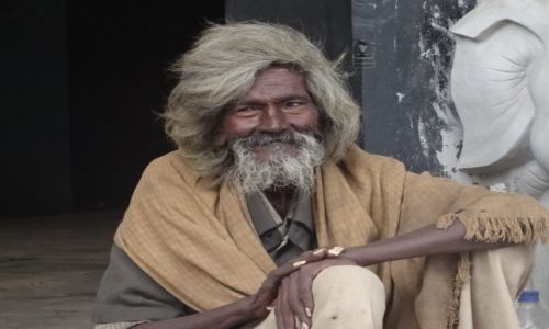 Zdjecie INDIE / Tamilnadu / witynia Shiwy / Nie udawany wity, ale Hindus 