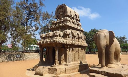 Zdjęcie INDIE / Tamil Nadu / Mahabalipuram / Świątynia Pięciu Rydwanów