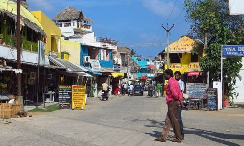 Zdjecie INDIE / Tamil Nadu / Mahabalipuram / ulice Mahabalipuram