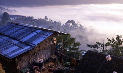 Zdjcie INDIE / Nagaland / Mon / poranne mgy 