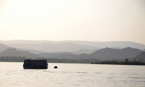 Zdjęcie INDIE / Radzastan / Pichola lake / Udaipur