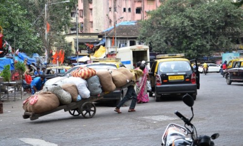 Zdjecie INDIE / Maharasztra / Mumbaj / Mumbaj on the road