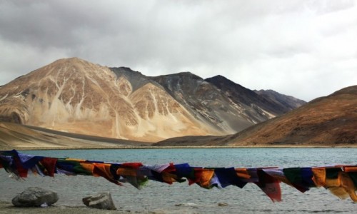 Zdjecie INDIE / Ladakh / Pangong Lake / Chorgiewki modlitewne