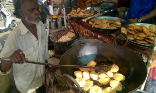 Zdj�cie INDIE / Uttar Prade� / Agra / Kaczori si� sma��