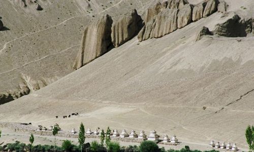 Zdjecie INDIE / Ladakh- J&K- Indie Pnocne / Lamayuru / Lamayuru- Wanla