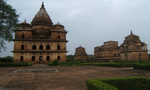 Zdjcie INDIE / Madhya Prade / Orcha / Chatri w Orchy