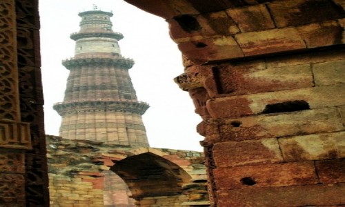 Zdjcie INDIE / Delhi / Lal Kot  / Kutb Minar